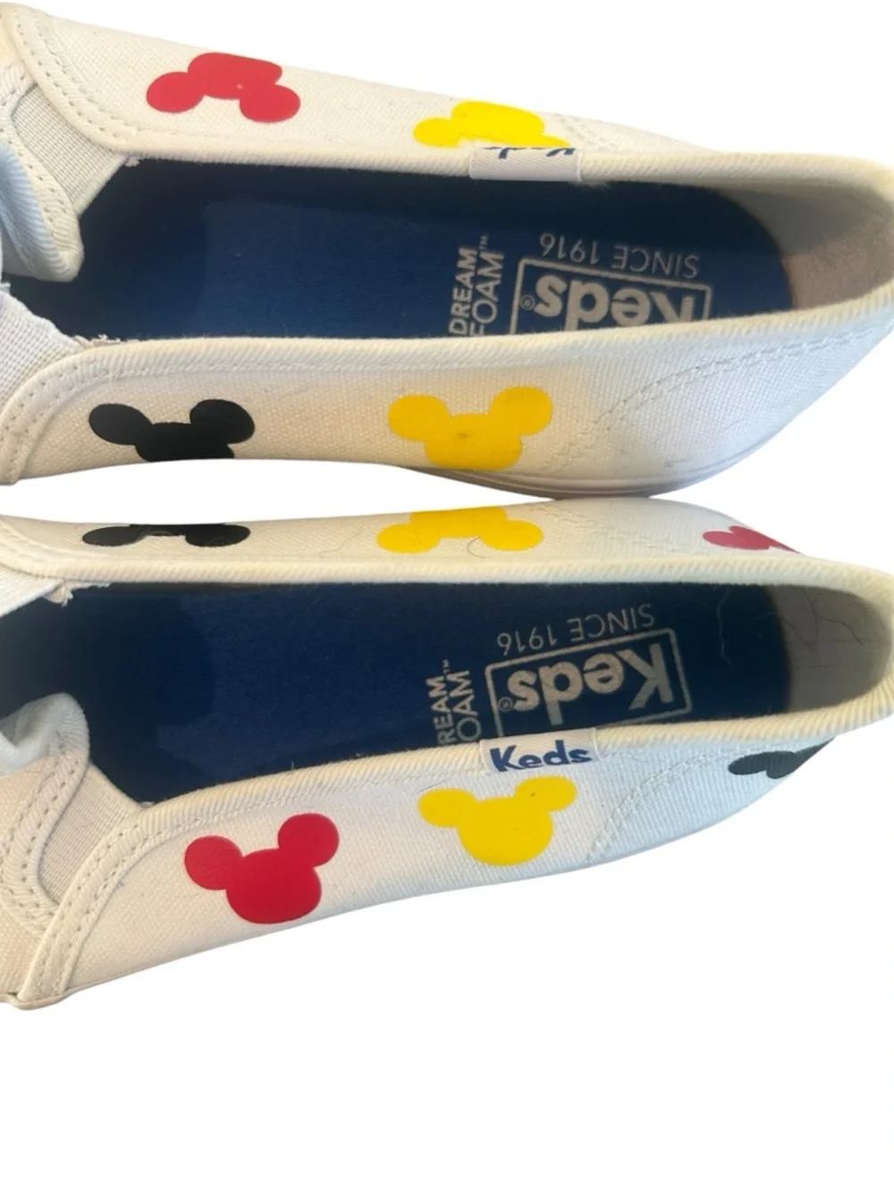 Keds DISNEY White Minnie Mouse Slip-On Sneakers with Red Bow size 8